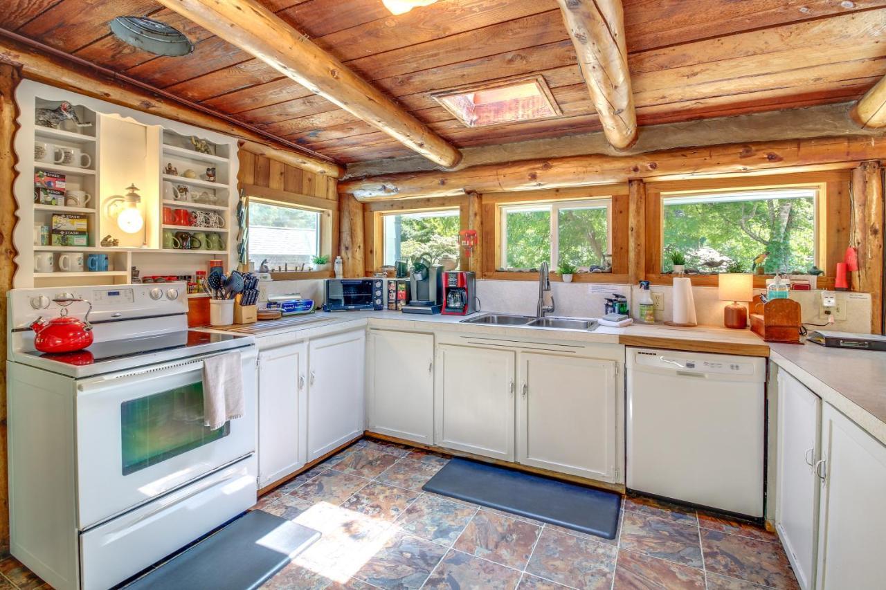 Rustic Bandon Log Cabin On 5 Acres Of Woodlands! Eksteriør billede