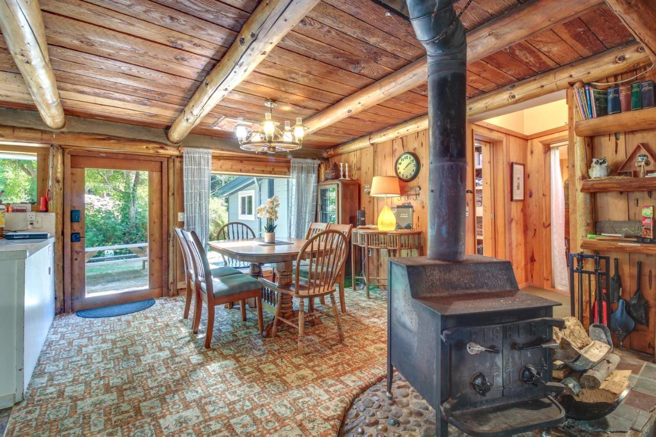 Rustic Bandon Log Cabin On 5 Acres Of Woodlands! Eksteriør billede